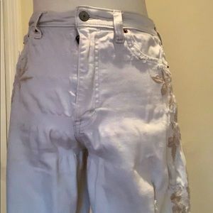 White embroidered Abercrombie jeans